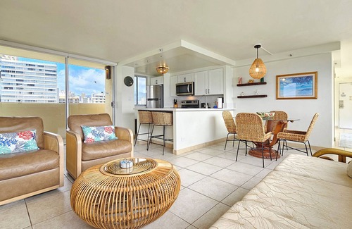 Diamond Head - Kapahulu - St. Louis Casa | Un Gold Coast Condo muy querido obtiene un nuevo propietario.