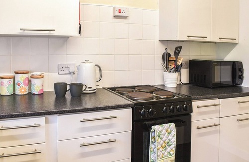 Cemaes Bay Cabaña | Alojamiento de 2 habitaciones en Cemaes Bay