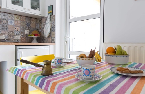 Nafplio Apartamento | ¡Una casa familiar, en un lugar tranquilo, cerca del centro y de la playa!