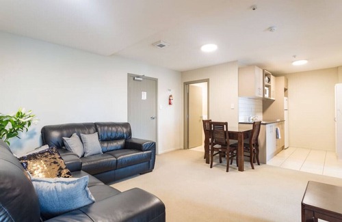 Newton Apartamento | A four bedroom apartment in Auckland CBD w Carpark