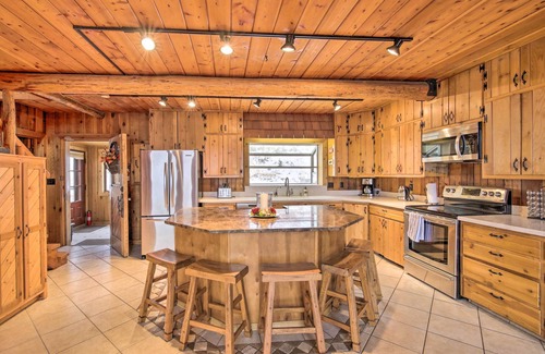 Bozeman Casa | A-Frame Home w/ Breathtaking Views & Hot Tub!