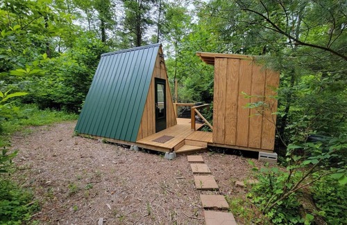 Purlear Alquiler De RV | A-Frame on creek, Near Boone, WIFI, Hot Shower