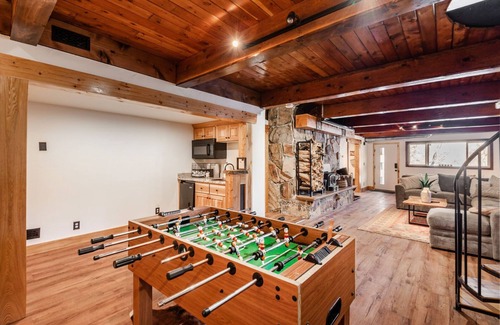 Sundance Cabina | "A" Frame of Mind - 4 bed/3 bath, Close to Resort/Hiking, Hot Tub, Sauna, Views, Outdoor Fire Pit