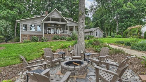 Lake Norman of Catawba Casa | A Frame of Mind by AvantStay Private Dock View