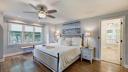 Lake Norman of Catawba Casa | A Frame of Mind by AvantStay Private Dock View