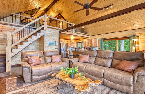 Clyde Chalet De Esquí | A-Frame on Private Mountaintop with Long Range Views