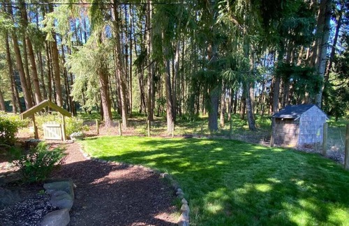 Salem Cabina | A-Frame on the River -- PNW