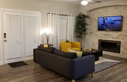 North Las Vegas Casa | A - Completamente remodelado y decorado profesionalmente
