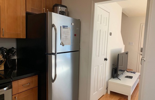 Linfield Oaks Apartamento | Una joya cerca de Stanford y Palo Alto