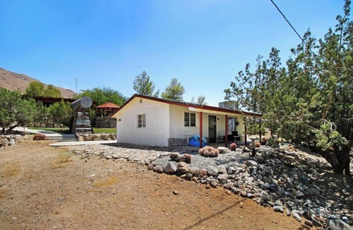 Apple Valley Casa | A getaway from the city life!