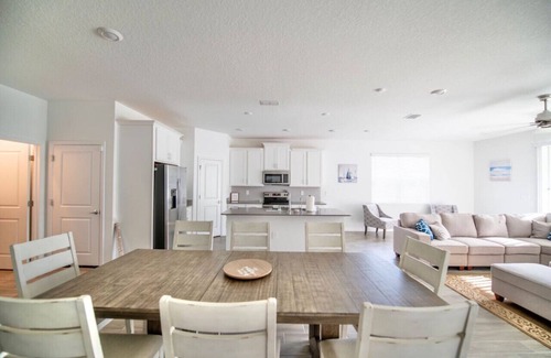 St. Cloud Casa | A Getaway Home in The Clouds