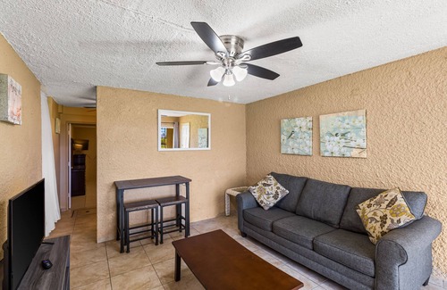 La Grande Princesse Condominio | A Getaway To A Getaway 1 Bedroom Condo by RedAwning