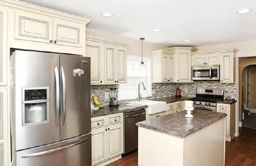 Buffalo Casa | A great home for friends and family to gather .