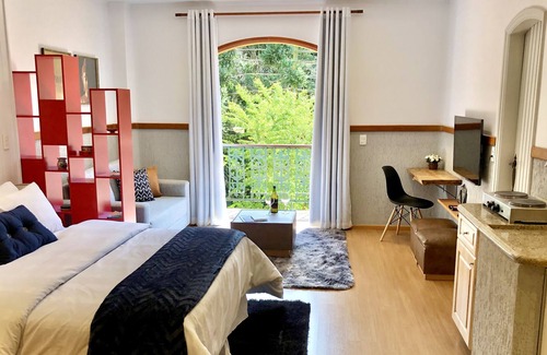 Jardim Andira Apartamento | A Happy Loft with Nature and Great Location