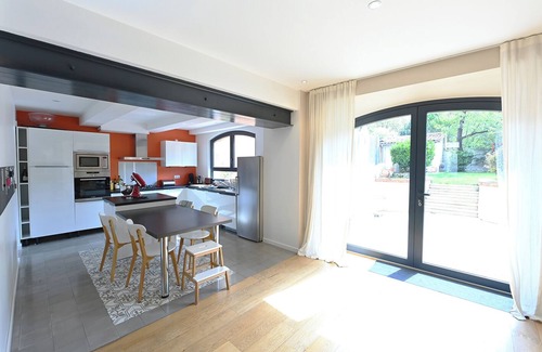 Revel Casa | A haven of comfort in the heart of the city