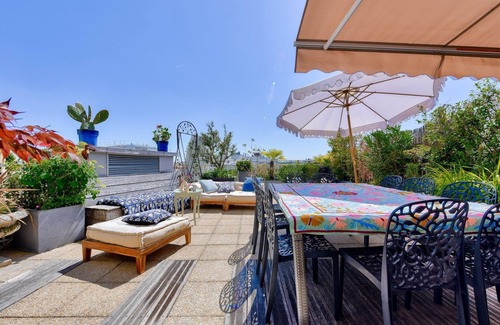 Neuilly-sur-Seine Apartamento | A Hidden Gem on the Rooftops of Neuilly