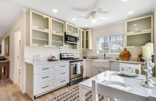 'Aina Haina Casa | Llame para reservar: una joya escondida, ideal para una familia, retiro corporativo