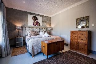 Swellendam Cabina | A Hilltop Country Retreat