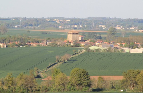 La Caillere-Saint-Hilaire Casa | Una casa de vacaciones en St Hilaire Du Bois cerca a Le Puy du Fou y Playas Vendee