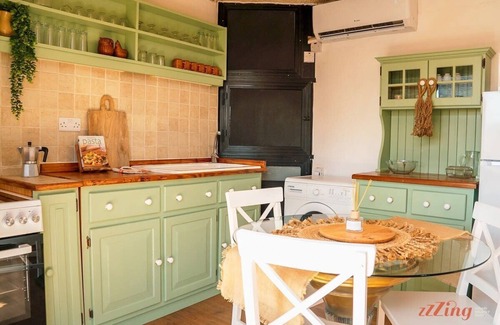 Victoria Apartamento | A Holiday Home Duplex in a Gozo Village Square
