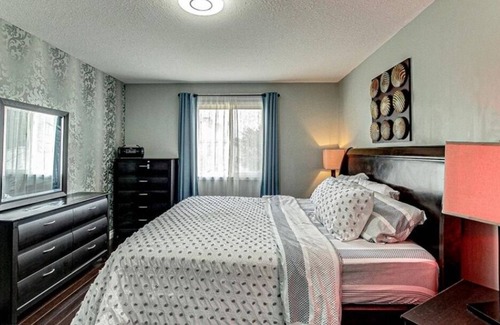 London Casa | A home away of your home.
