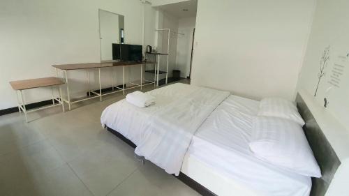 Phasi Charoen Casa | A House Boutique Guesthouse