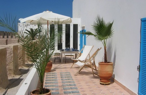 Medina Casa | Una casa con vistas al puerto, el mar y la ciudad de Essaouira