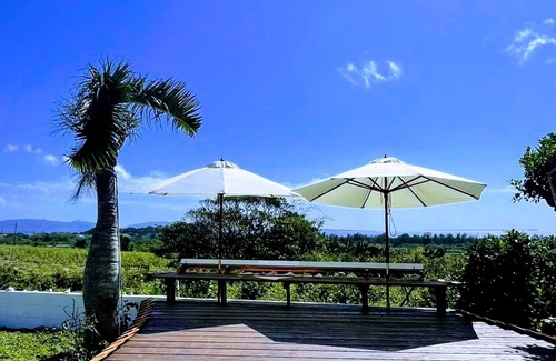 Taketomi-jima Taketomi-cho Casa | A house with a view of the sea in both directions