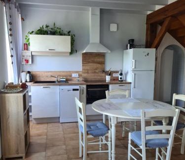 Moncontour Casa | A la Campagne ,Halte ,Séjour et Détente