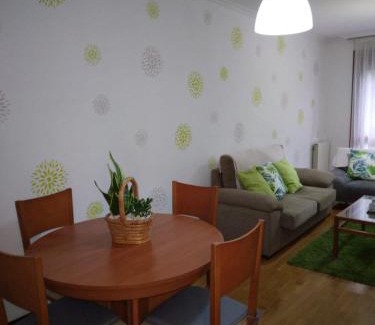 A Guarda Apartamento | A Las faldas del Tecla