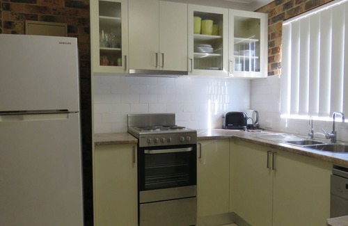 South West Rocks Apartamento | A light and airy 2 bedroom beachfront unit with views of Trial Bay from the balcony.