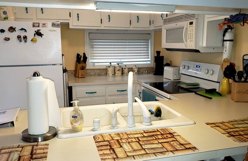 Emerald Isle Condominio | "A Lil' Nauti" - 2 Bedroom Condo - Ocean Views, Emerald Isle, NC