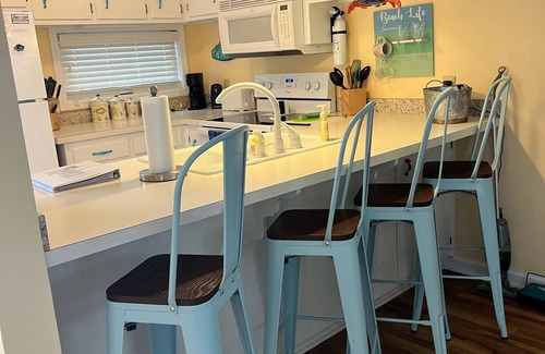 Emerald Isle Condominio | "A Lil' Nauti" - 2 Bedroom Condo - Ocean Views, Emerald Isle, NC