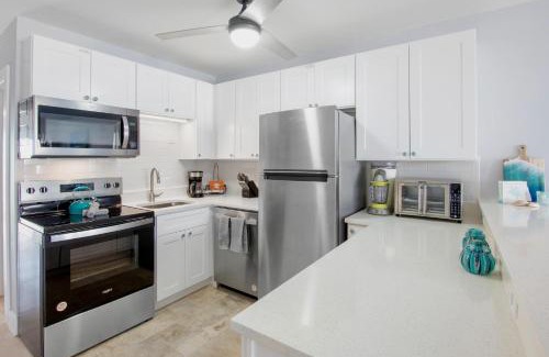 Holmes Beach Casa | A Lil' Nauti