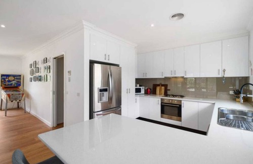 Bonnie Doon Casa | A little piece of paradise at Bonnie Doon - great for families and large groups.