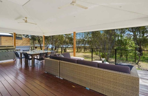 Bonnie Doon Casa | A little piece of paradise at Bonnie Doon - great for families and large groups.