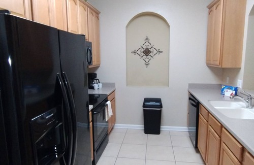 Florida Central Atlantic Coast Condominio | A+ Location - Minutes to all Parks & next to Orange County Convention Center