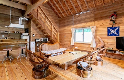 Bankei Cabaña | A log house with a 100% natural hot spring.