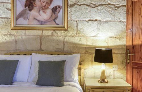 Gharb Casa | A lovely 4BR Townhouse in Central Gozo with Pool by 360 Estates