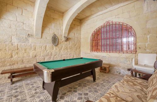 Gharb Casa | A lovely 4BR Townhouse in Central Gozo with Pool by 360 Estates