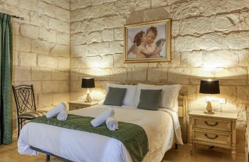 Gharb Casa | A lovely 4BR Townhouse in Central Gozo with Pool by 360 Estates