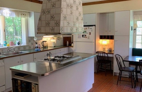 Truro Casa | Hermosa casa con cancha de tenis en Meadow's Edge