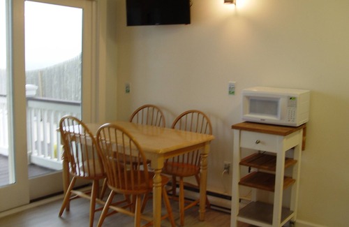 North Truro Apartamento | A'Lure'N Beachfront Unit (B) con vistas a la bahía