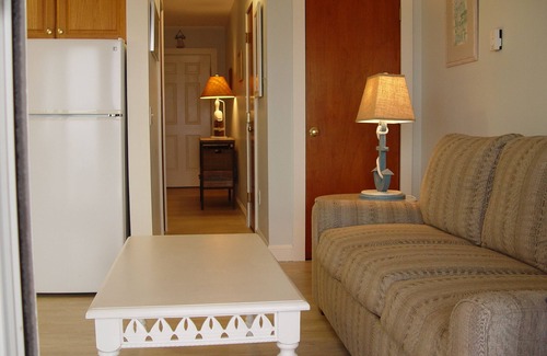 North Truro Apartamento | A'Lure'N Beachfront Unit (B) con vistas a la bahía