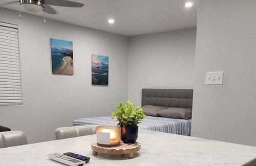 Westwego Apartamento | A luxurious new construction studio apartment just 20 min away from New Orleans!