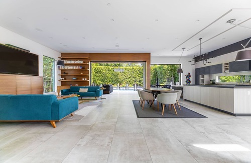 Hollywood Casa | A Luxurious Oasis in West Hollywood