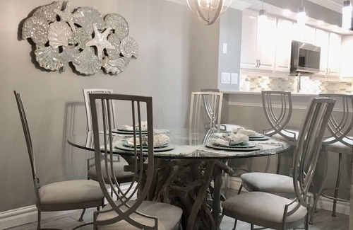 Myrtle Beach Condominio | Un lujoso 4BR / 4BA, Penthouse de dos pisos! Directo frente al mar con vistas inmejorables!