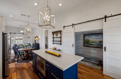 Brenham Casa | A luxury Farmstead retreat, escape the city lights!