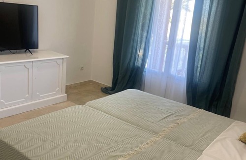 Vista Hermosa Cama Y Desayuno | A Magical Stay Awaits - Comfort, Flavour & Charm at Aladdin B&B
