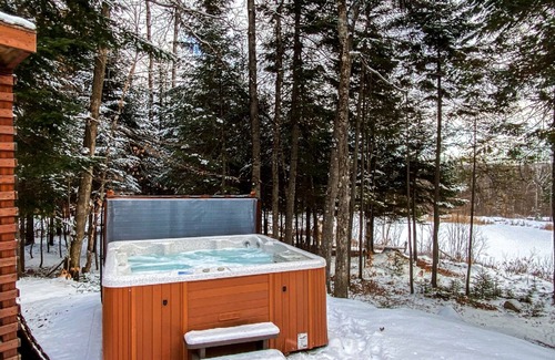 Lac-Sergent Chalet De Esquí | A magnificent rustic chalet, renovated up to date, where tranquility reigns.
